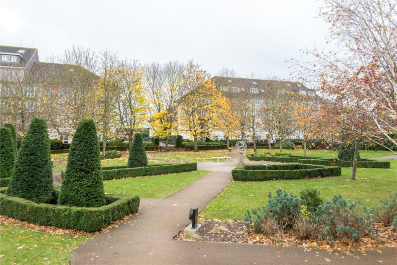 1 bedroom apartments/flats to sale in Park Lodge Avenue, West Drayton-image 7