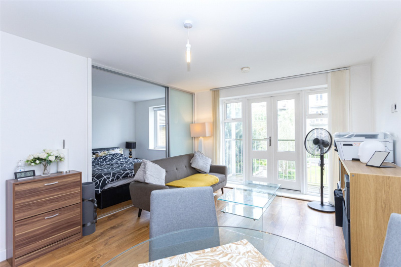 1 bedroom apartments/flats to sale in Park Lodge Avenue, West Drayton-image 10