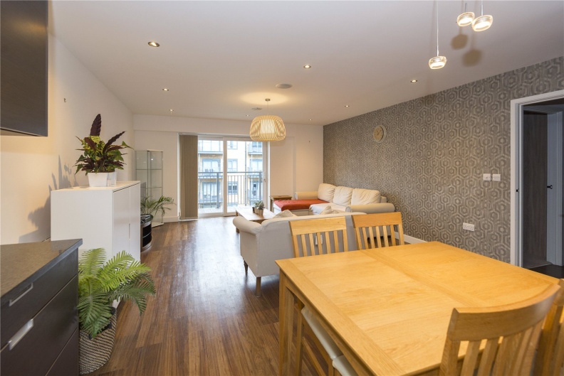 2 bedrooms apartments/flats to sale in Aerodrome Road, Colindale-image 5
