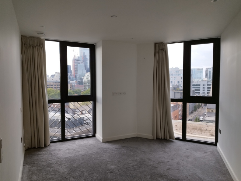 3 bedrooms apartments/flats to sale in Emery Way, Tower Hill-image 3