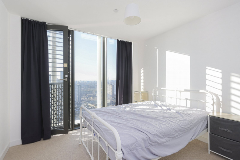 2 bedrooms apartments/flats to sale in Great Eastern Road, London-image 5