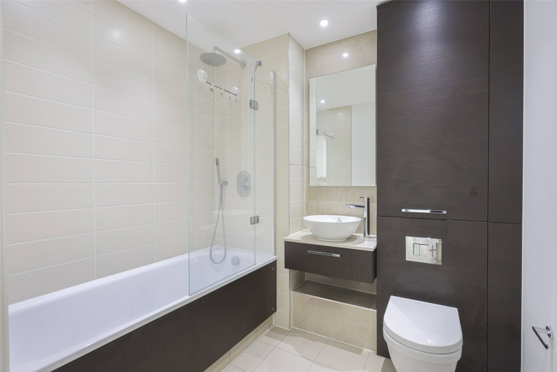 2 bedrooms apartments/flats to sale in Great Eastern Road, London-image 6