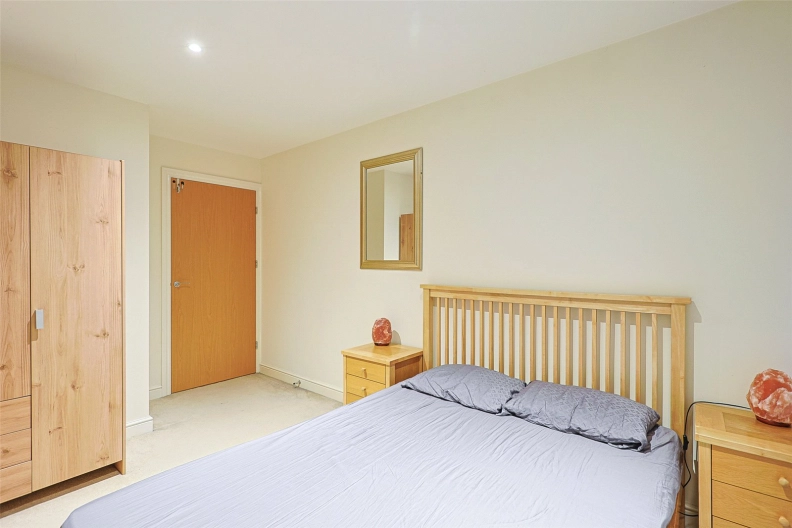 1 bedroom apartments/flats to sale in Tanner Close, Colindale-image 6