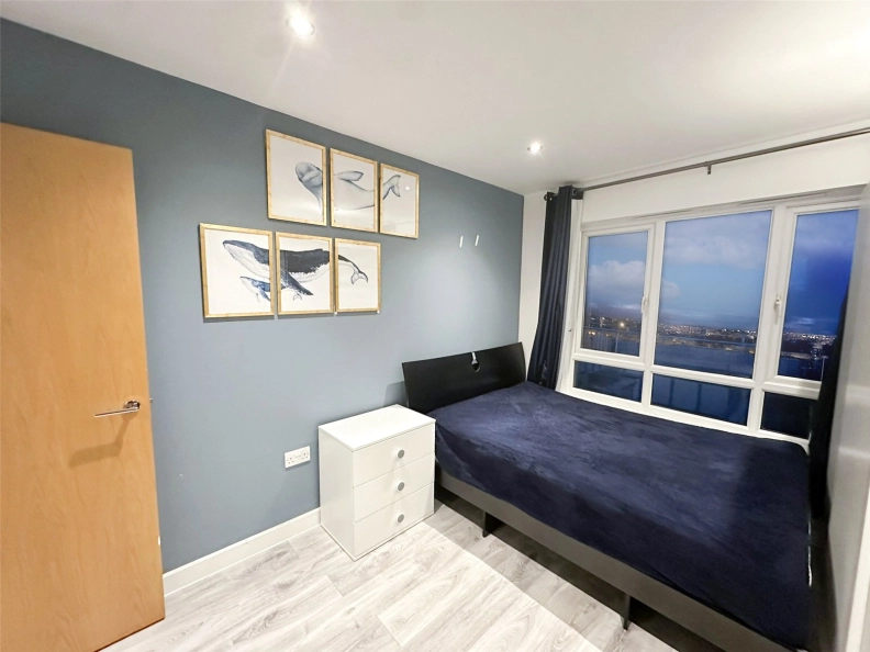 3 bedrooms apartments/flats to sale in East Drive, Beaufort Park, Colindale-image 21