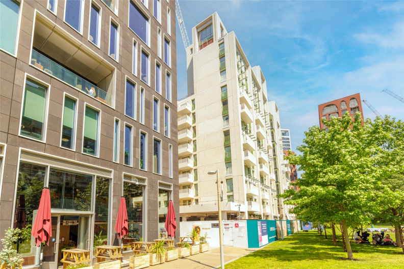 1 bedroom apartments/flats to sale in Lewis Cubitt Park,, King's Cross-image 13