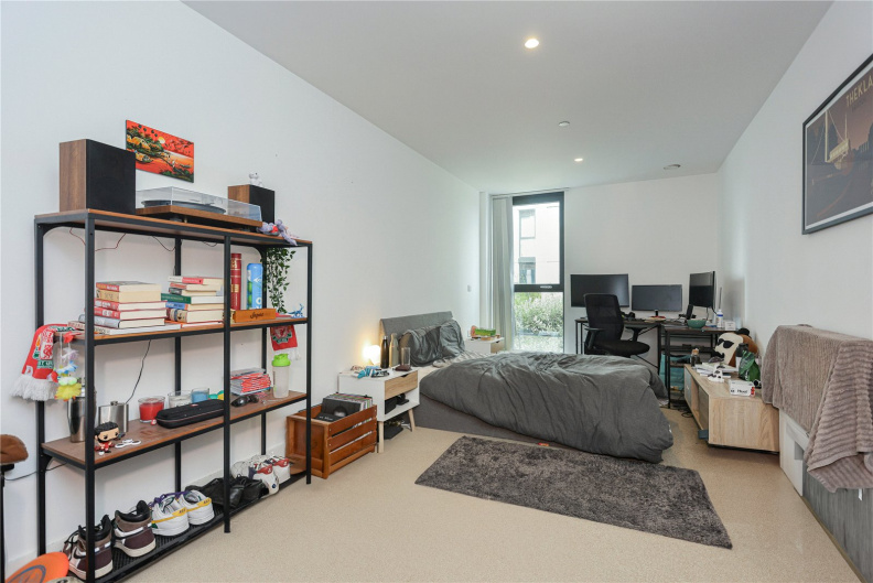 3 bedrooms apartments/flats to sale in Barley Lane, Stratford-image 5