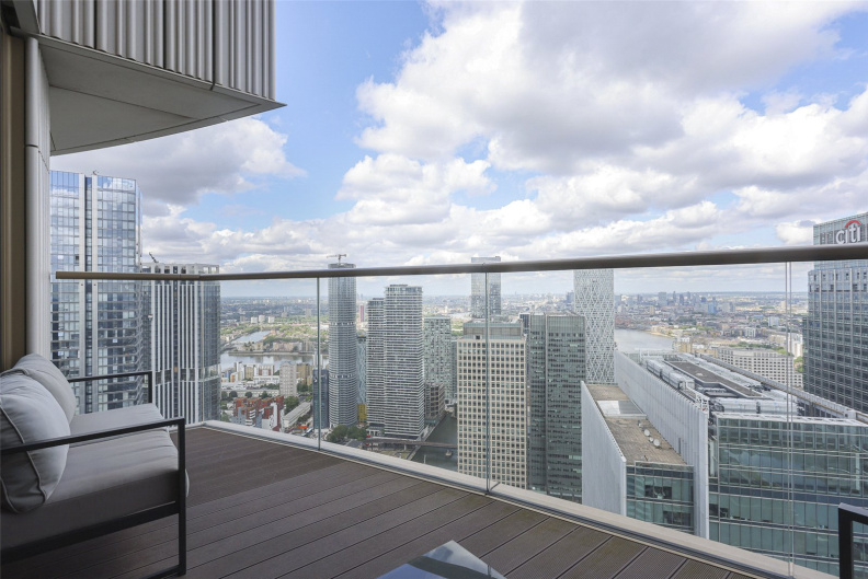 1 bedroom apartments/flats to sale in Park Drive, Canary Wharf-image 6