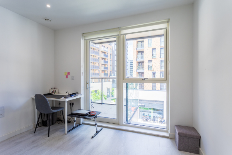 1 bedroom apartments/flats to sale in Smithy Lane, Hounslow-image 12