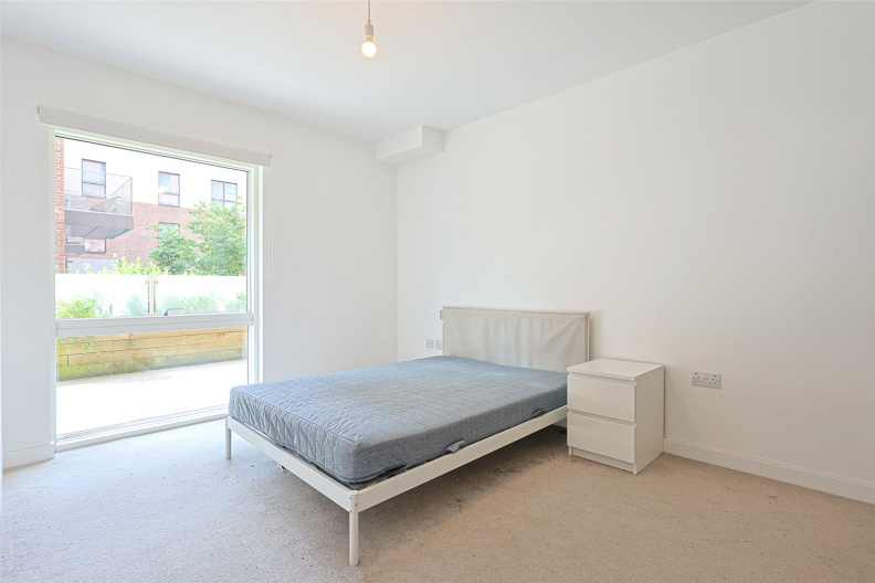 1 bedroom apartments/flats to sale in Thonrey Close, Colindale Gardens-image 3