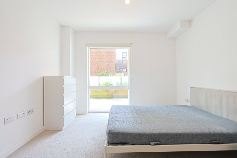 1 bedroom apartments/flats to sale in Thonrey Close, Colindale Gardens-image 18