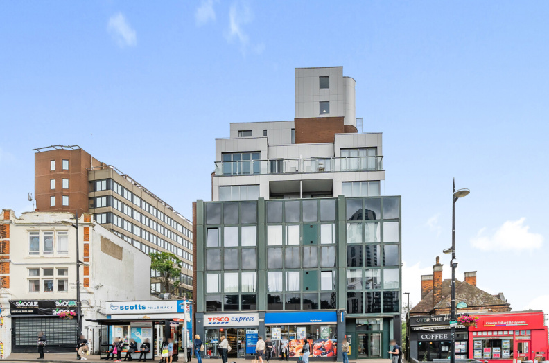 2 bedrooms apartments/flats to sale in High Street, Bromley-image 15