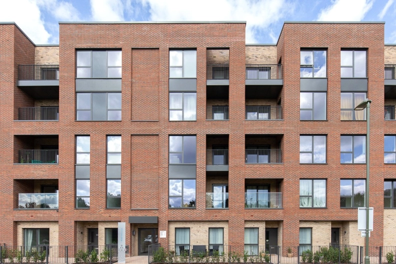 1 bedroom apartments/flats to sale in Achill Close, Colindale Gardens, Colindale-image 1