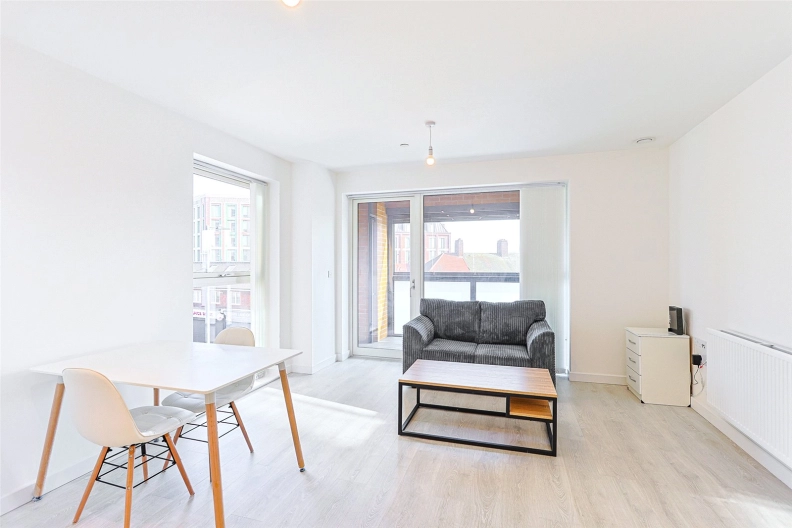 1 bedroom apartments/flats to sale in East Acton Lane, Ealing-image 4