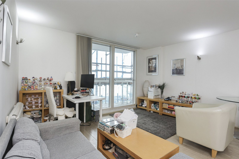 1 bedroom apartments/flats to sale in Blackwall Way, London-image 9