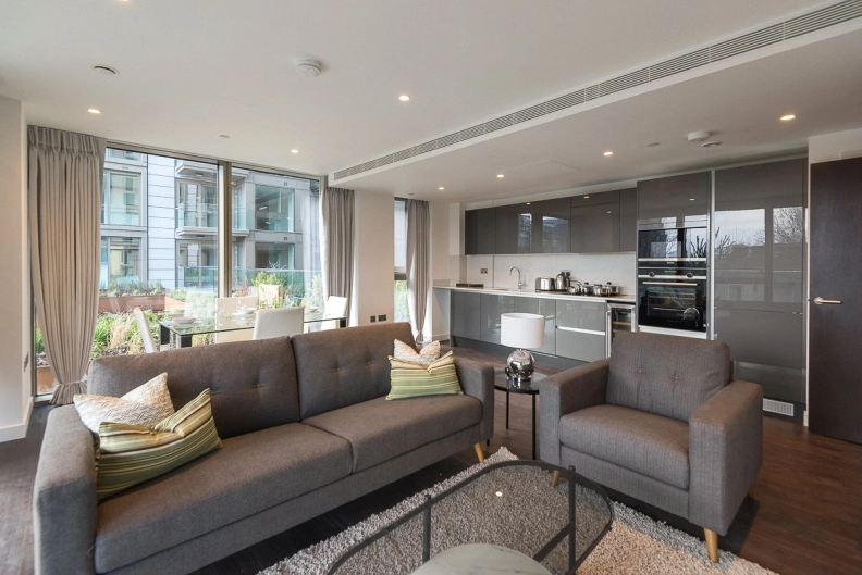 2 bedrooms apartments/flats to sale in Royal Mint Street, London-image 12