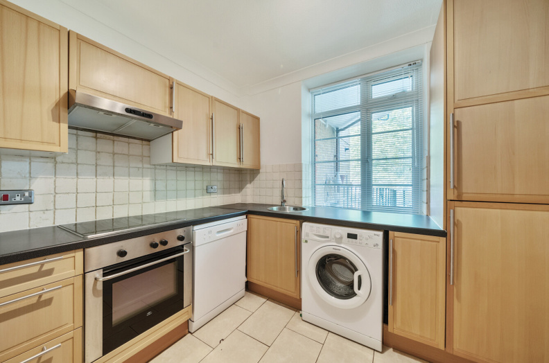 1 bedroom apartments/flats to sale in Acorn Walk, Rotherhithe-image 3