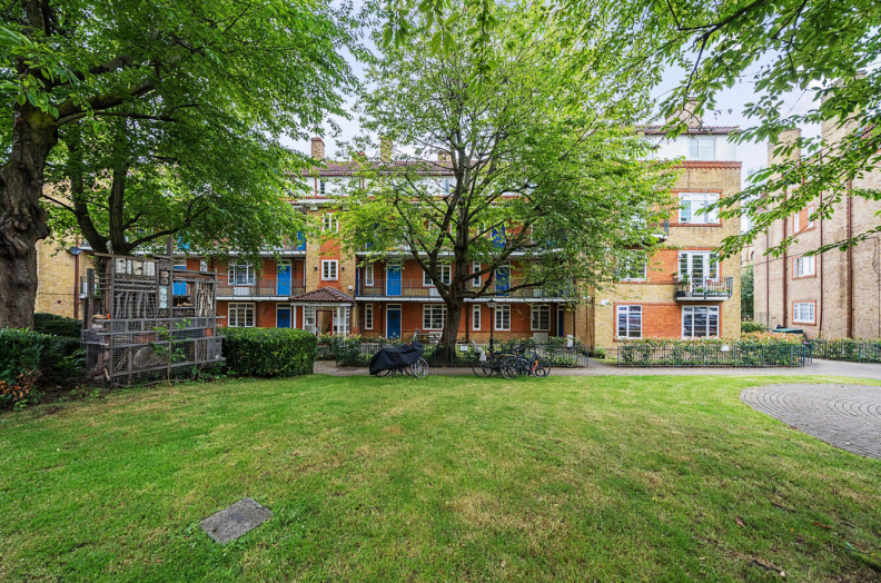 1 bedroom apartments/flats to sale in Acorn Walk, Rotherhithe-image 14