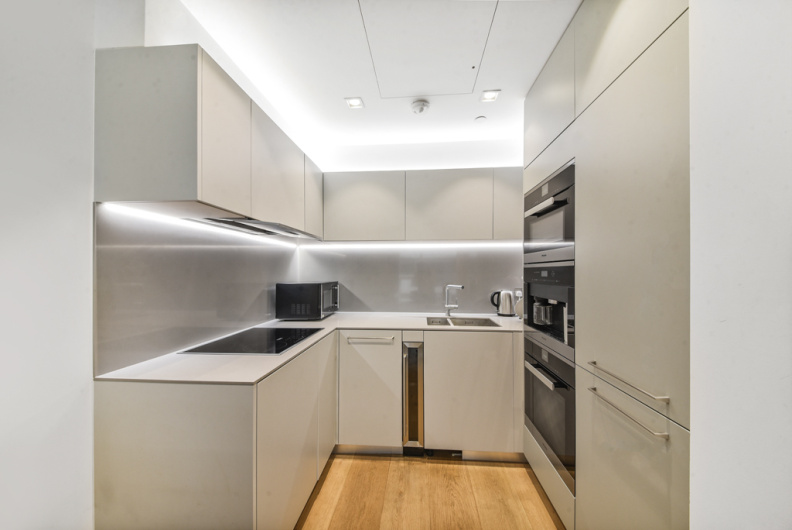 1 bedroom apartments/flats to sale in Duchess Walk, Southwark-image 2