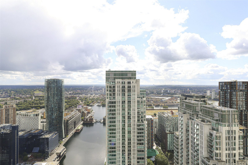 Studio apartments/flats to sale in Marsh Wall, Canary Wharf-image 9