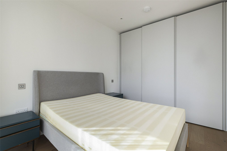 Studio apartments/flats to sale in Marsh Wall, Canary Wharf-image 19