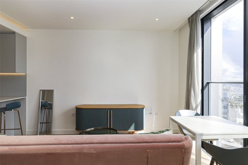 Studio apartments/flats to sale in Marsh Wall, Canary Wharf-image 13