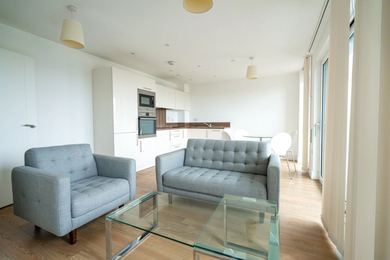 1 bedroom apartments/flats to sale in Hannaford Walk, London-image 7