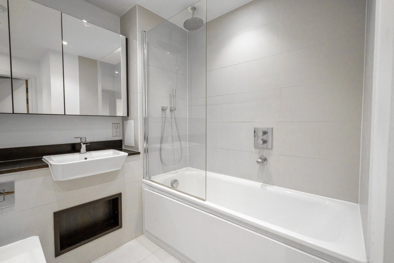 1 bedroom apartments/flats to sale in Hannaford Walk, London-image 5