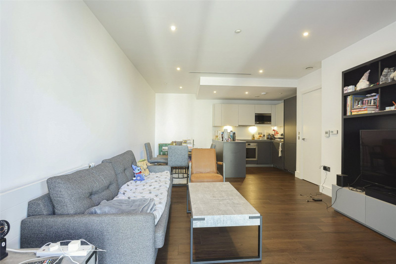 1 bedroom apartments/flats to sale in Harbour Way, London-image 7