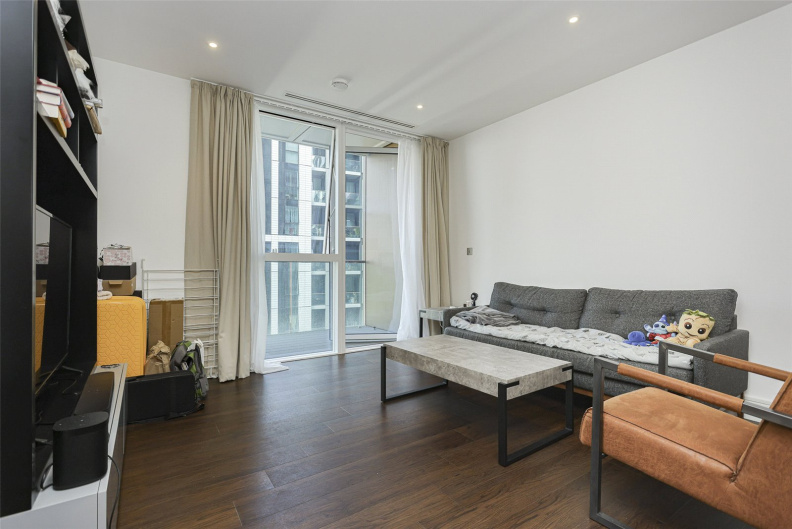 1 bedroom apartments/flats to sale in Harbour Way, London-image 2