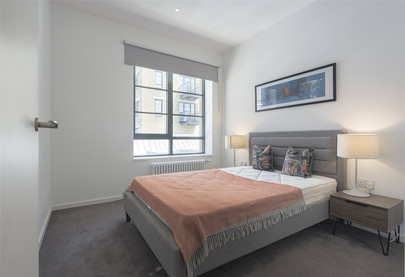 2 bedrooms apartments/flats to sale in Orchard Place, London-image 3