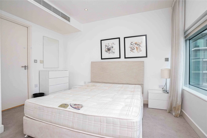 2 bedrooms apartments/flats to sale in Marsh Wall, London-image 13