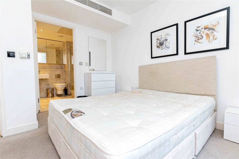 2 bedrooms apartments/flats to sale in Marsh Wall, London-image 14