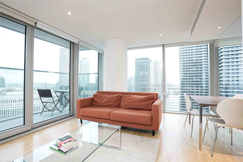 2 bedrooms apartments/flats to sale in Marsh Wall, London-image 3