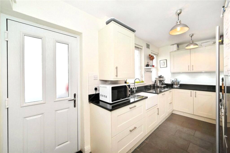 2 bedrooms houses to sale in Manchester Grove, London-image 11