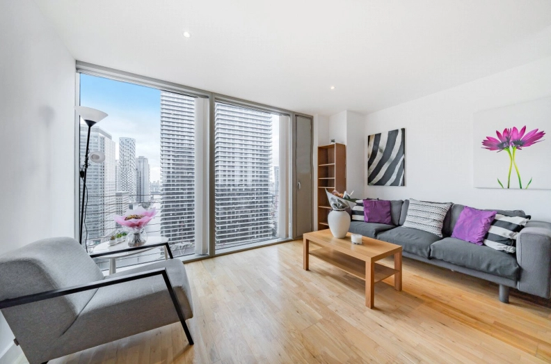 1 bedroom apartments/flats to sale in Marsh Wall, London-image 7