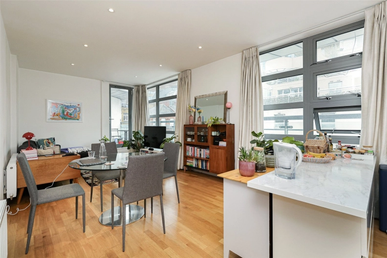 2 bedrooms apartments/flats to sale in Cobb Street, London-image 19