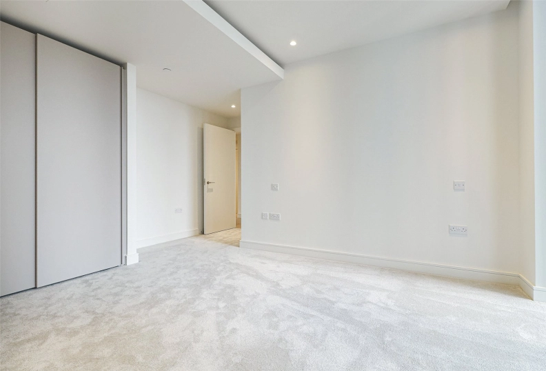 2 bedrooms apartments/flats to sale in 67 Marsh Wall, London-image 9