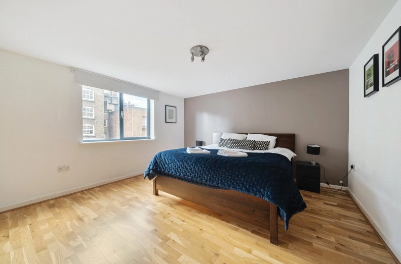 2 bedrooms apartments/flats to sale in Bateman's Row, London-image 18