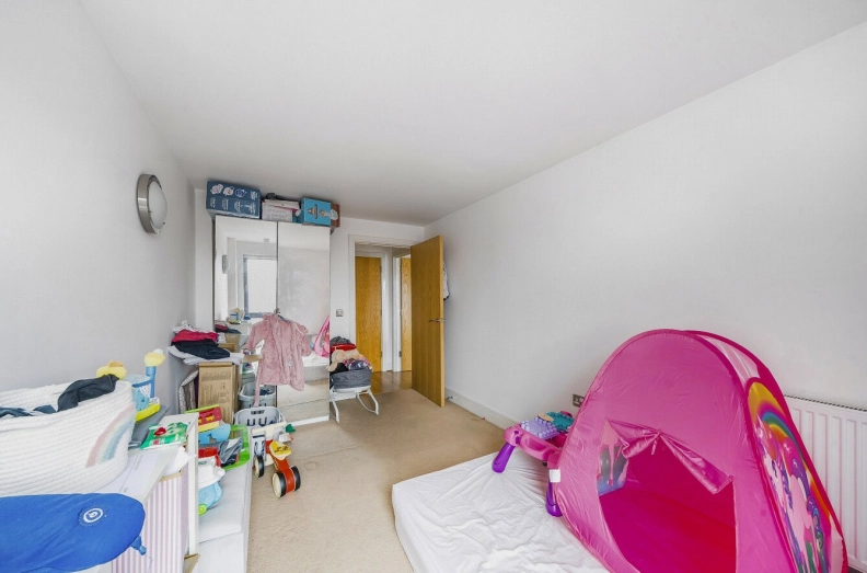 2 bedrooms apartments/flats to sale in Turner Street, Canning Town-image 14