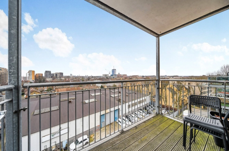 2 bedrooms apartments/flats to sale in Turner Street, Canning Town-image 17