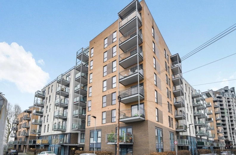 2 bedrooms apartments/flats to sale in Turner Street, Canning Town-image 1