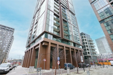 Harbour Way, South Quay E14 image 1