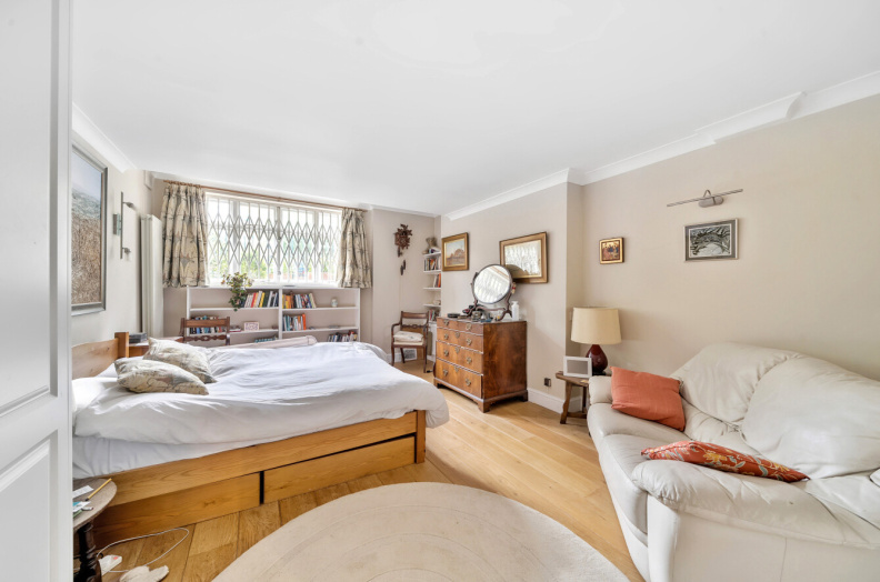 3 bedrooms houses to sale in Carleton Road, Tufnell Park, London-image 6