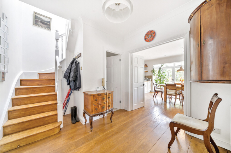 3 bedrooms houses to sale in Carleton Road, Tufnell Park, London-image 7