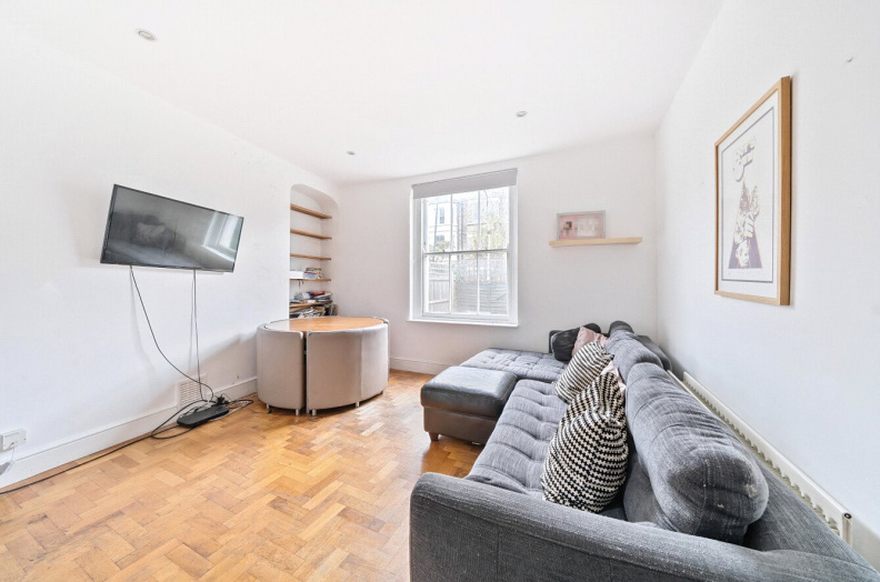 2 bedrooms apartments/flats to sale in Dartmouth Park Hill, Dartmouth Park, London-image 1