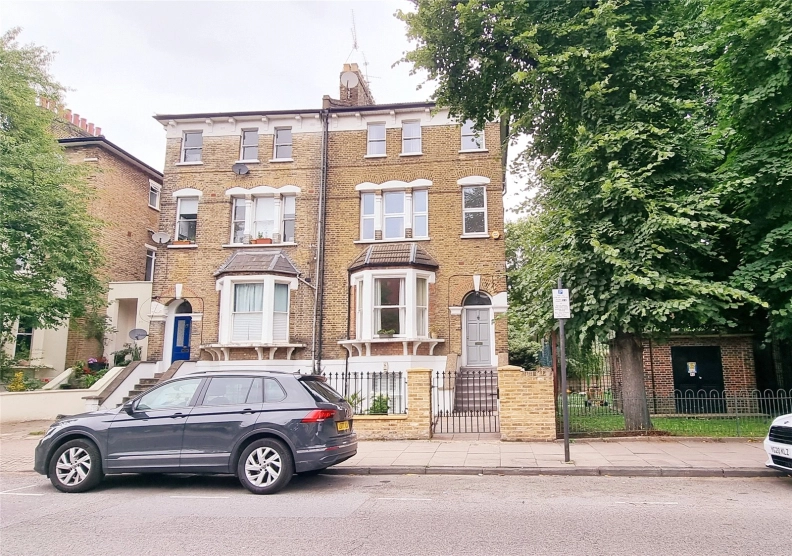 2 bedrooms apartments/flats to sale in Tufnell Park Road, London-image 1