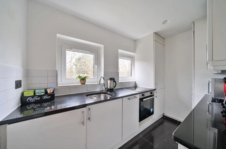 2 bedrooms apartments/flats to sale in Tufnell Park Road, London-image 17