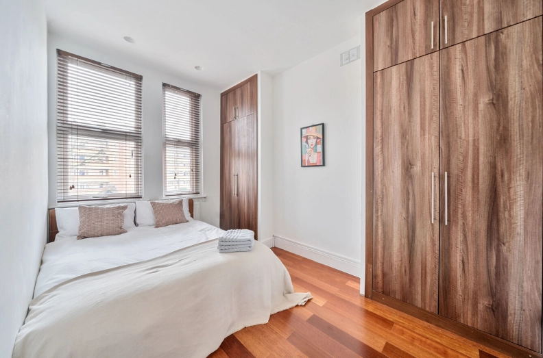 2 bedrooms apartments/flats to sale in Tufnell Park Road, London-image 19