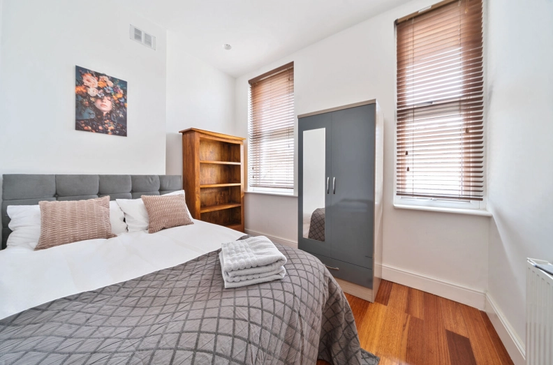 2 bedrooms apartments/flats to sale in Tufnell Park Road, London-image 24