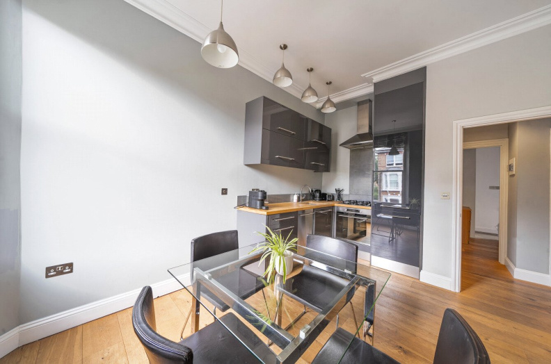 1 bedroom apartments/flats to sale in Dalmeny Road, London-image 4